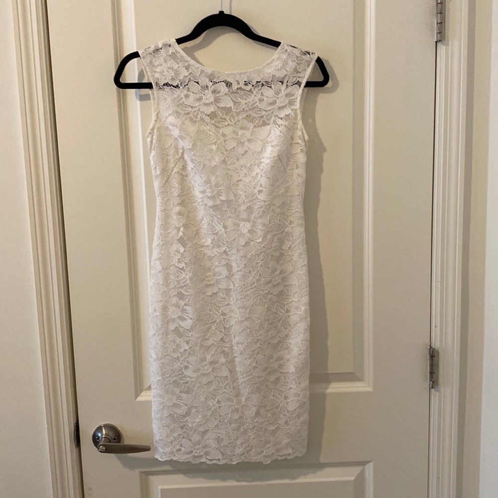 Calvin Klein Lace white dress in 2 petite